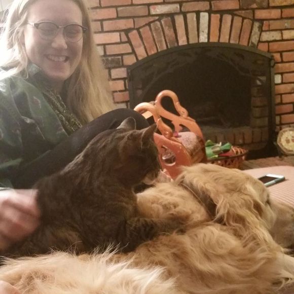 Meet your Posher, Sarah - Picture 1 of 1